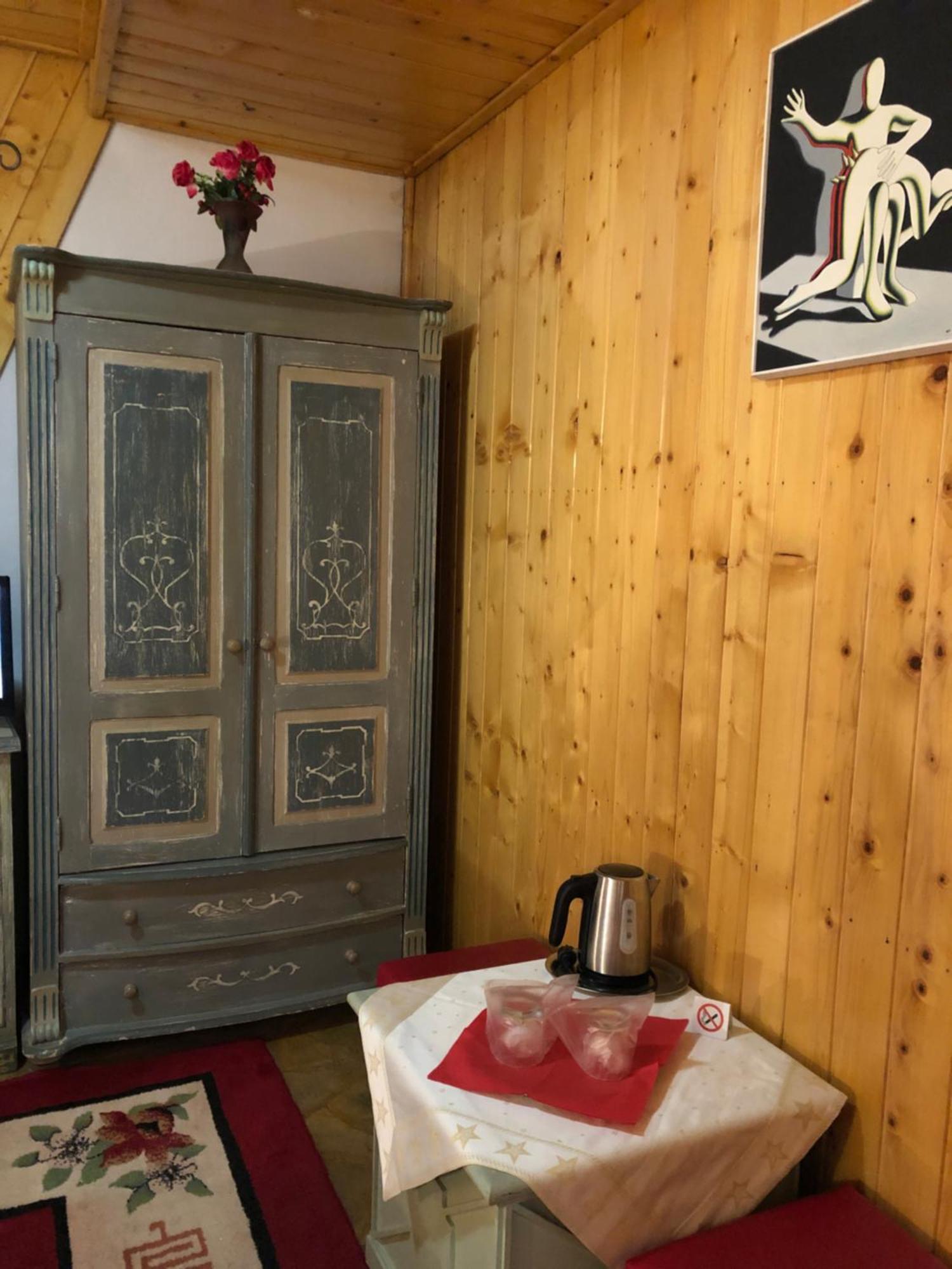 Rem'S Pension Rîşnov Esterno foto